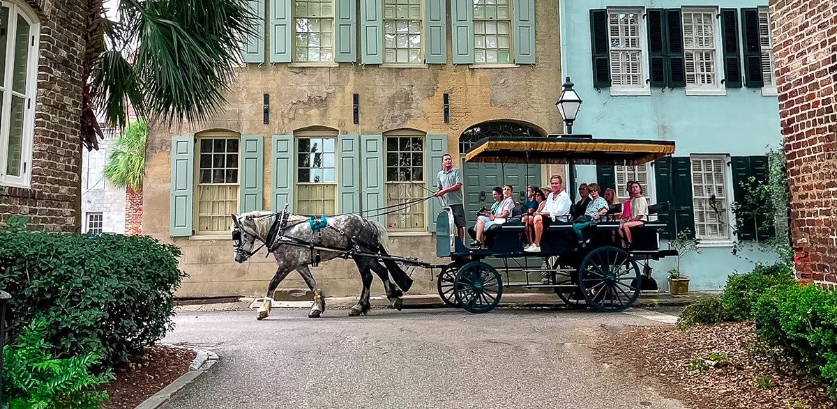 horse & carriage